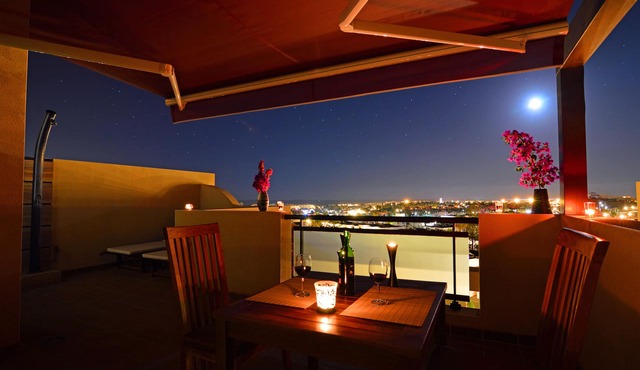 Apartment for couples "Crystalsuite" With nice ocean views. Free WIFI in Corralejo