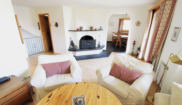Apartment Tauschna with private wellness area in Samedan