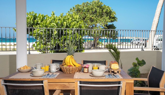 Appartement vue Mer, Accès Direct Plage D'orient Bay