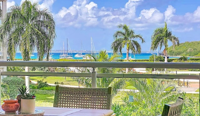 Au bord de l'eau – sea view, serenity and comfort