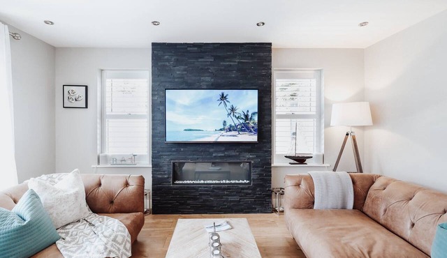 Bay Reach By Lil Blu Stays in Canford Cliffs