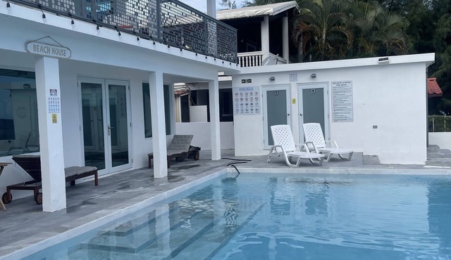 Beach Front House with Pool A Great Place to have Vacation on a Tropical Island in Patillas