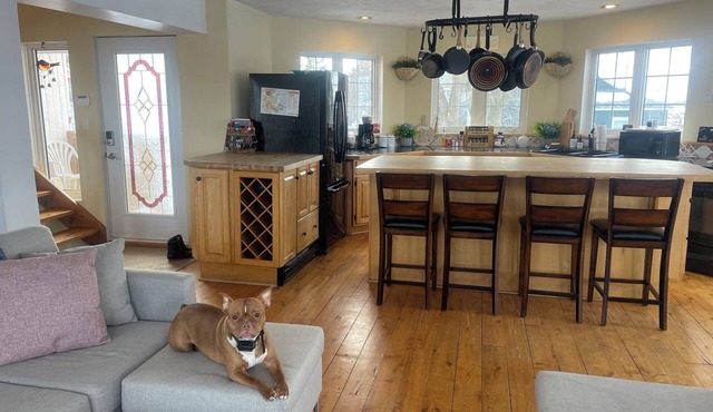 Beautiful Beachside Serenity Cottage, Point du Chene in Point du Chene