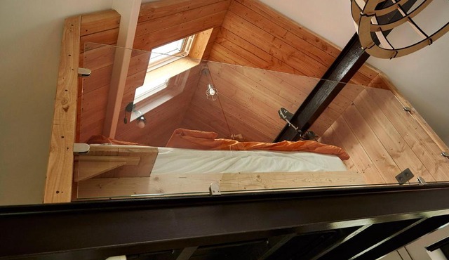 Bed in Beek in Beek