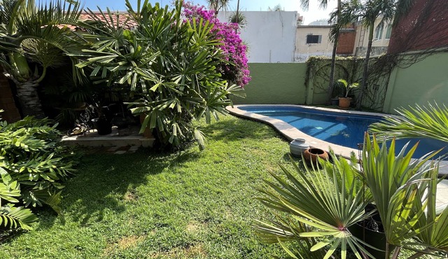 CASA SOLA CON ALBERCA, MUY CERCA DE LA PLAYA in Veracruz