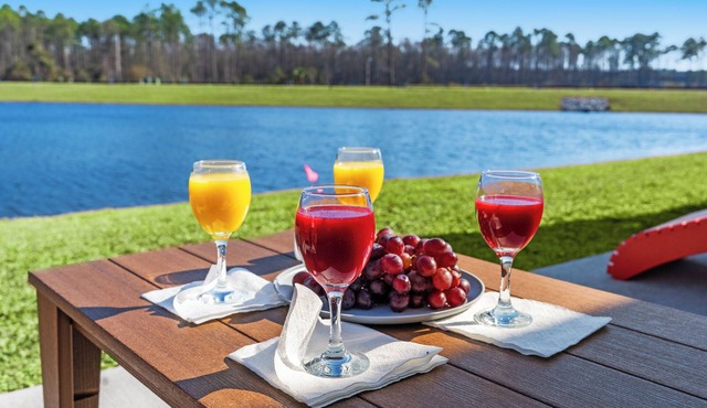 Central location Modern Lakefront 2 king-Suite 3 Bedroom 3 Full Bathroom in Myrtle Beach