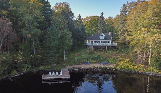 Charming, 4 Bed, 2 Bath! Muskoka Room! Beaumaris! Incredible Views! in Gravenhurst