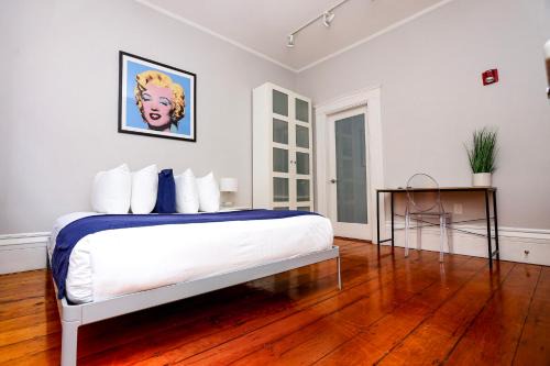 Charming & Stylish Studio on Beacon Hill #9 in Boston