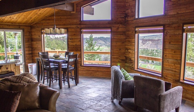 Completely Remodeled Golfers Paradise in Terrebonne