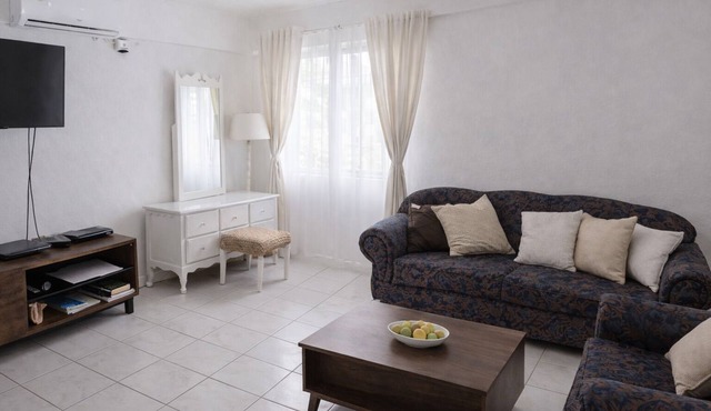 Cosy & Stylish Studio at Turtle Beach Towers - Pool, Beach & Town Nearby in Ocho Rios