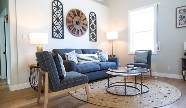 Cozy 1 bedroom located at rustic boutique winery in Half Moon Bay