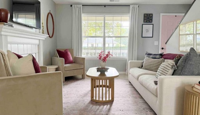 Cozy Cottage Near Beach & Downtown Dog Friendly in Savannah