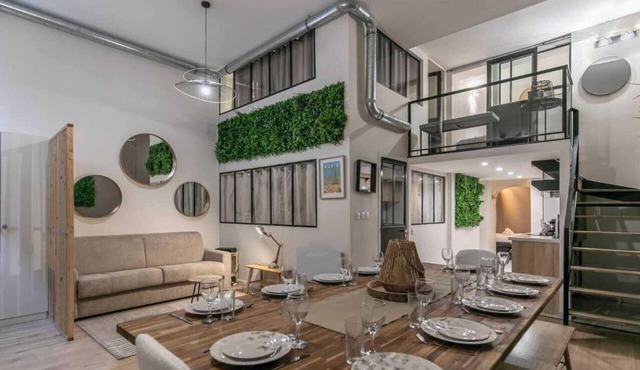 Duplex apartment 4BDR/11P - Moulin Rouge in Paris