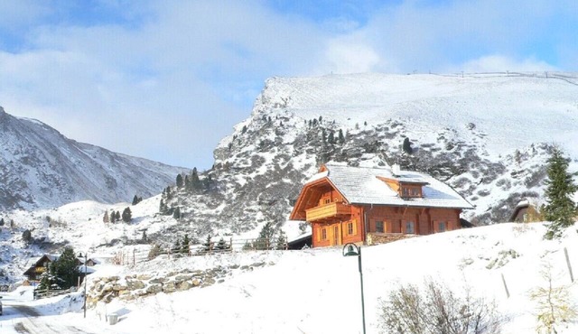 Exclusive holiday chalet in dream location in Falkertsee