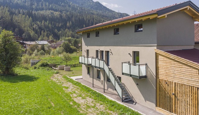 Group home of 3 apartments near the ski lift in Bramberg am Wildkogel
