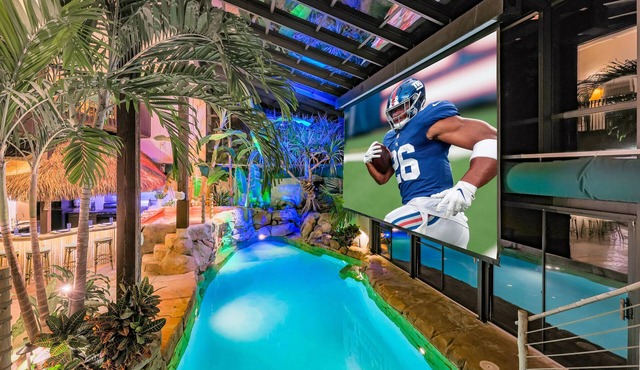 HAWAII Indoors! Swim-up Tiki-Bar 20' Palms,5 waterfalls,2 Theaters,Pool, Spa,Gym in media