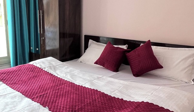 Himalayan Wellness Retreats in Rishikesh