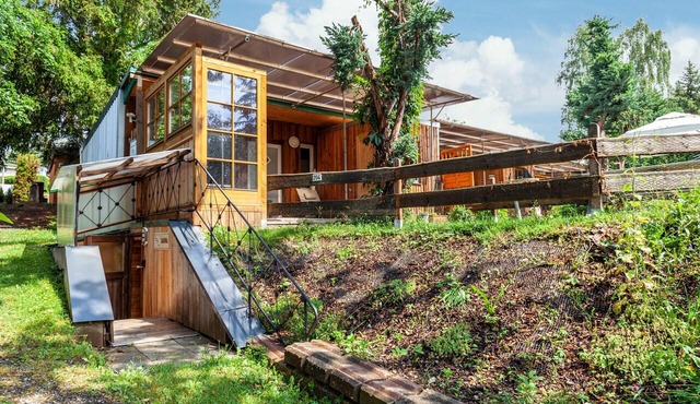 Holiday Home 'Ferienhaus 204' with Private Terrace, Private Garden and Wi-Fi in Zadelsdorf