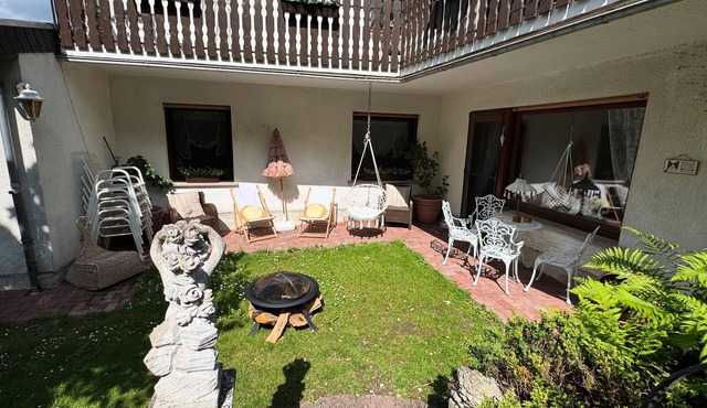 Holiday rental with 2 bedrooms, private terrace and garden, Wifi, Pet-friendly in Eiterfeld
