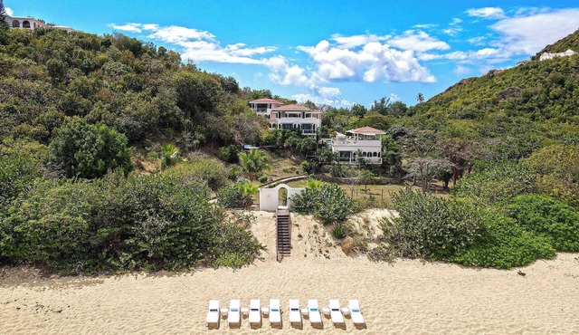 Joie de Vivre (4 bedrooms) - Beachfront Baie Rouge villa with pool, Terres Basses, St. Martin