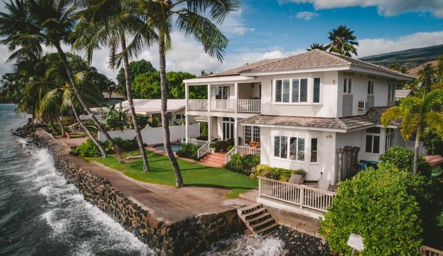 Lahaina Oceanfront Estate-Main House in Lahaina