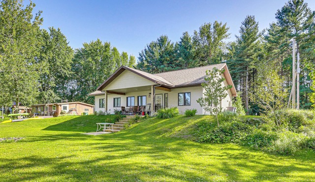 Lake Champlain Retreat w/Grill, Fire Pit! in Chazy