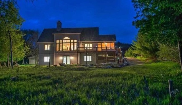 Lakefront home Clam Lake. Private dock for guests. Close to Torch Lk in Bellaire