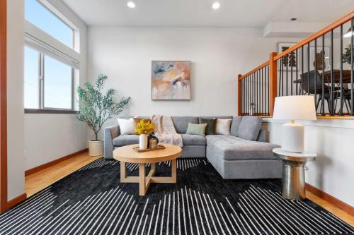 LakeView Queen Anne 3BR Townhome in Seattle