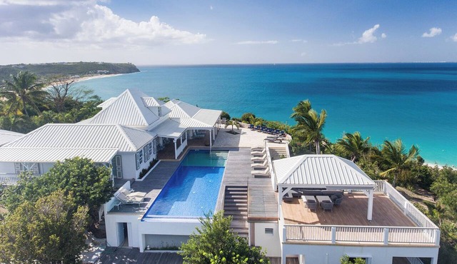 Le Caprice (7BR) in Terres Basses
