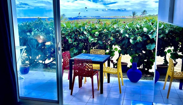 Lounge chill ground floor 4 sleeps studio, pool 150 ‘ Orient Beach 200 ‘ !