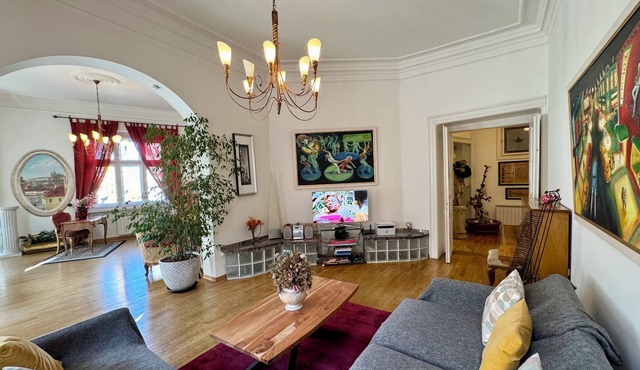 Luxurious apartment a few steps from Charles Bridge and Vielle Square in Prague 1