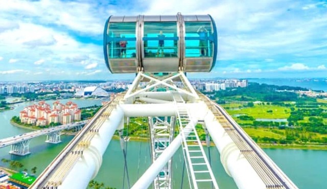 Luxury 3 Bedroom Penthouse Apartment at Orchard Singapore in Singapore