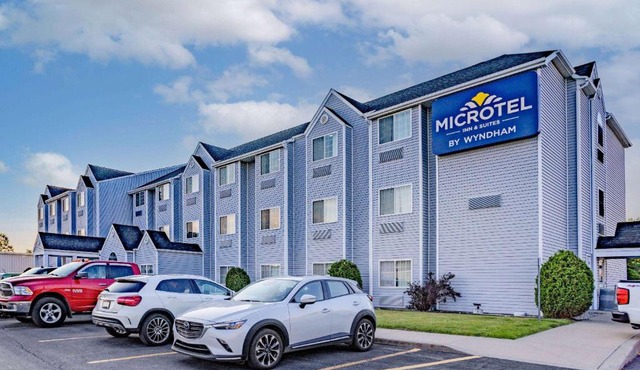 Microtel Inn & Suites by Wyndham Plattsburgh in Plattsburgh