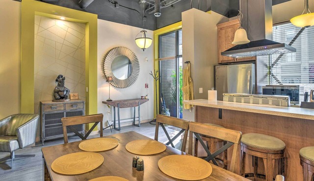 Modern Downtown Apt - Walk to Parks + Cafes! in Anchorage