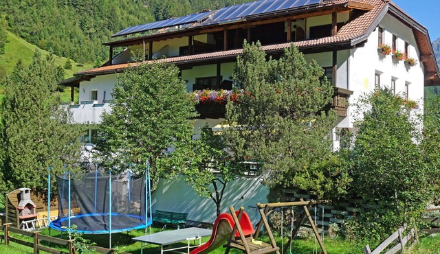 Nice apartment for 4 people with WIFI, TV, balcony and pets allowed in Vergötschen