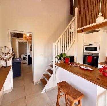 Orient Bay charming