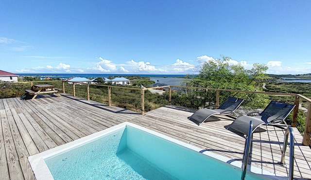 Paradise View, Maison créole avec piscine privée à 5 min d`Orient Bay