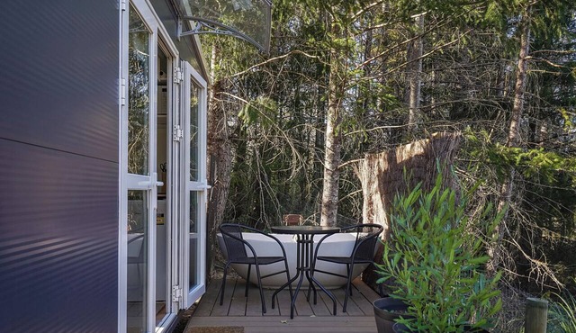 Quiet and Private Tiny Home with Outdoor Bath in Hanmer Springs in Hanmer Springs
