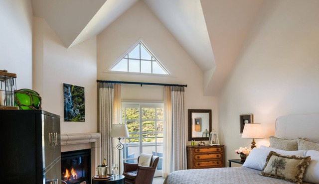 Seal Cove Inn in Moss Beach