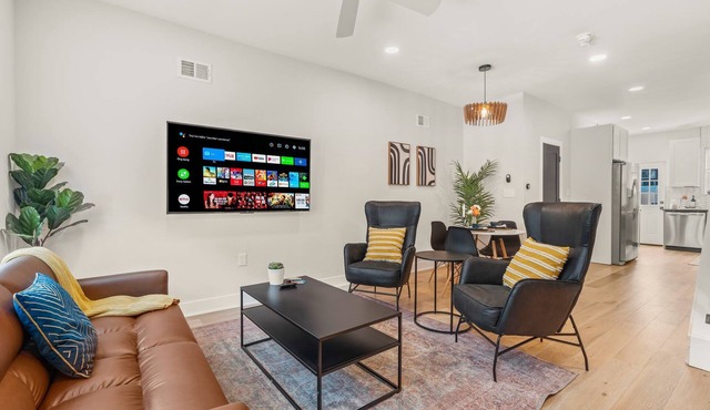 South Philly Game House | Close to Stadiums in Philadelphia