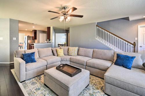 Spacious Conroe Home - 6 Mi to The Woodlands! in Conroe