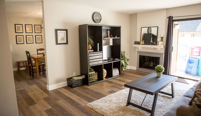 StorybookVilla #1 Warm & Inviting, You Walk to Disney, 100+ Reviews in Anaheim