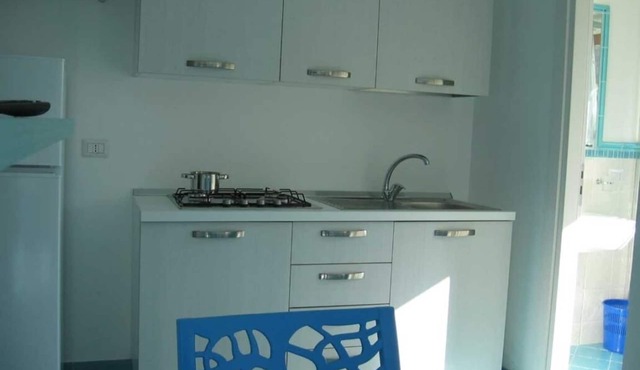 Studio apartment with bathroom with sea view on the tourist port of Pisciotta in Pisciotta