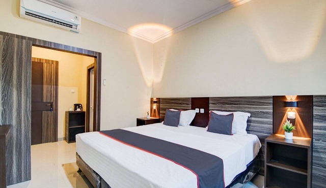 Stylish DBL Suite Escape W/Free WiFi and Parking in Pekanbaru