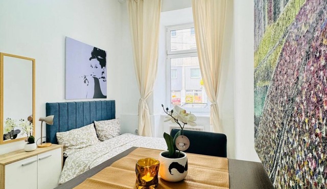 Stylish Stay for 2| Close to Matzleinsdorfer Platz in Vienna