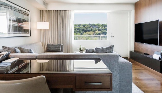 The James Hotel in Saskatoon