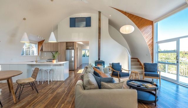 The Round House - an architect-designed holiday home on Waiheke Island in Waiheke Island