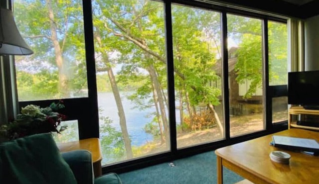 Treetop Village Oak & Water Hollow #72-3BD/3BA/Pools/Grill/Dock/Deck-6PP in Village of Four Seasons
