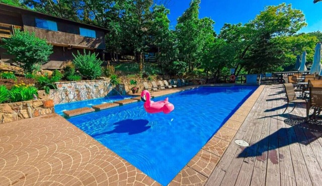 Treetop Village Breezy Bough #79-Lakefront/3BD/3BA/Pools/Grill/Dock-6PP in Village of Four Seasons