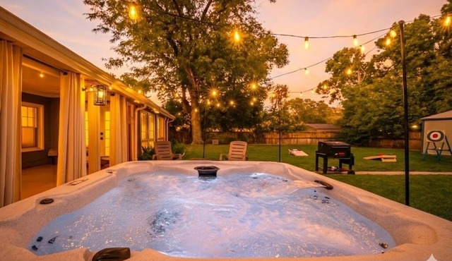 Ultimate Denver Getaway < Sleep 16 > Hot Tub, Fire Pit, Game Room & Home Gym in Denver